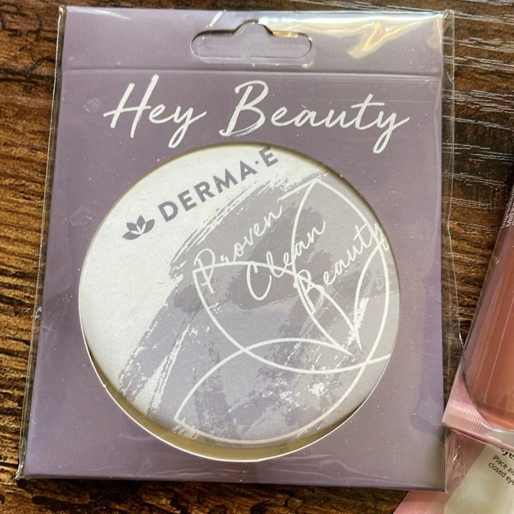 ❤️ 2/$20 or 3/$25 Makeup Selfcare Bundle Ecotools, Ardell, Derma-E, Eyeliner Aid